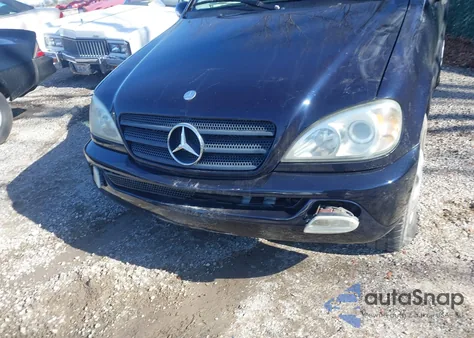 2004 Mercedes-Benz Ml 350 4Matic из США, поврежденный, VIN 4JGAB57E74A468252